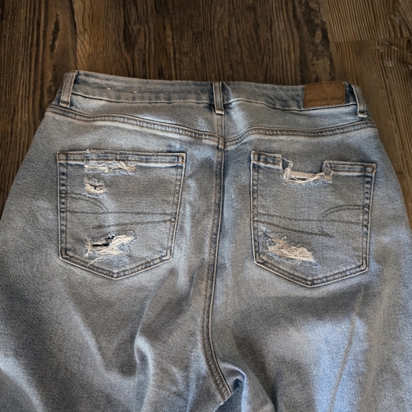 American Eagle, Women's, Size 12, Curvy Mom Jean, Perfect Shape, Holes - Picture 10 of 10